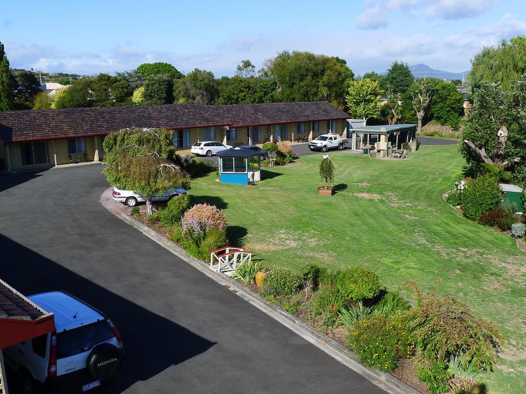 Willaway Motel Apartments アルバーストン エクステリア 写真