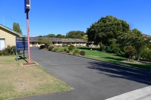 Willaway Motel Apartments アルバーストン エクステリア 写真