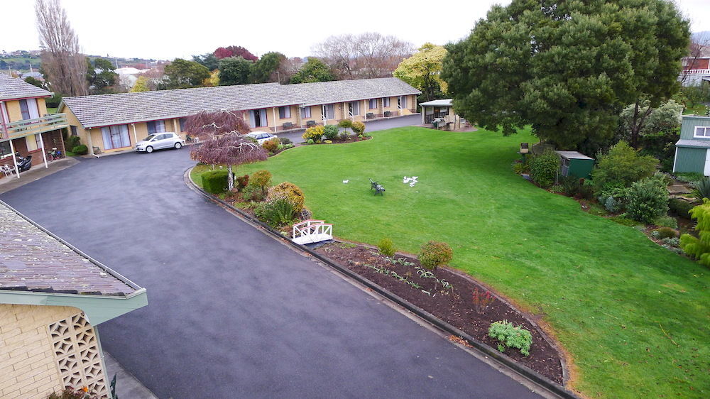 Willaway Motel Apartments アルバーストン エクステリア 写真